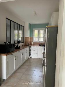 For sale Montpellier 5 rooms 97 m2 Herault (34000) photo 2