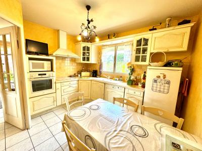 For sale Chateaugay 4 rooms 106 m2 Puy de dome (63119) photo 4
