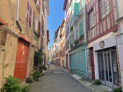 Louer Local commercial 42 m2 Bayonne