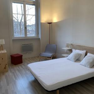 For rent Lyon-4eme-arrondissement 2 rooms 51 m2 Rhone (69004) photo 3