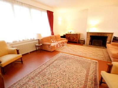 For sale Lille 10 rooms 276 m2 Nord (59000) photo 2