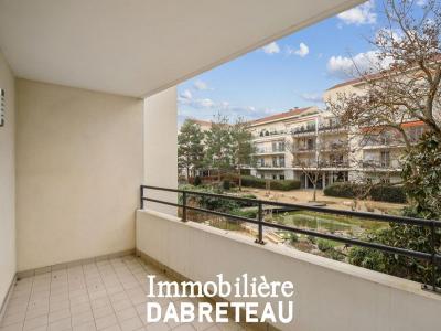 For rent Bron 4 rooms 82 m2 Rhone (69500) photo 2
