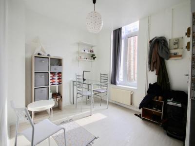 For sale Lille 2 rooms 23 m2 Nord (59000) photo 2