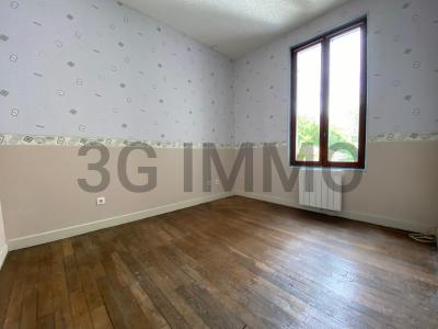 For sale Nevers 5 rooms 86 m2 Nievre (58000) photo 3