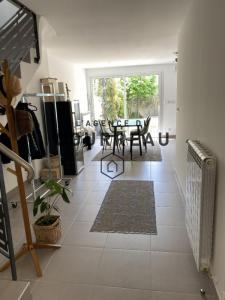 For sale Mauguio 4 rooms 77 m2 Herault (34130) photo 3