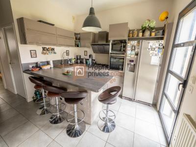 For sale Bouscat 7 rooms 240 m2 Gironde (33110) photo 2