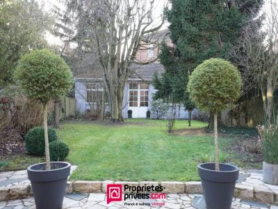 For sale Perenchies 15 rooms 378 m2 Nord (59840) photo 0
