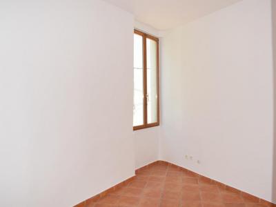 For rent Narbonne 1 room 21 m2 Aude (11100) photo 1