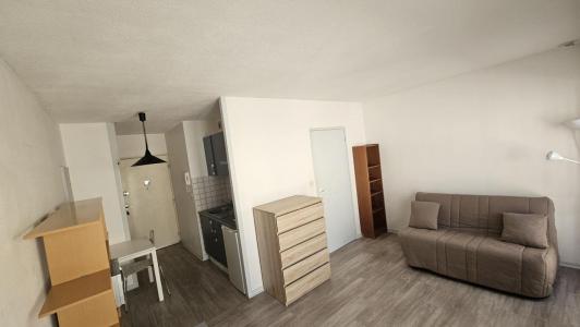 For rent Bordeaux 1 room 22 m2 Gironde (33000) photo 1