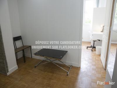 For rent Montrouge 5 rooms 12 m2 Hauts de Seine (92120) photo 3
