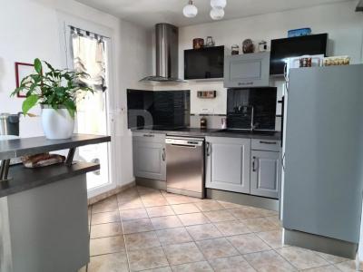 For sale Vedene 5 rooms 90 m2 Vaucluse (84270) photo 4