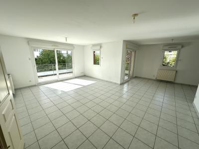 For sale Ferney-voltaire Ain (01210) photo 3