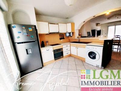 For sale Nimes 4 rooms 98 m2 Gard (30900) photo 4