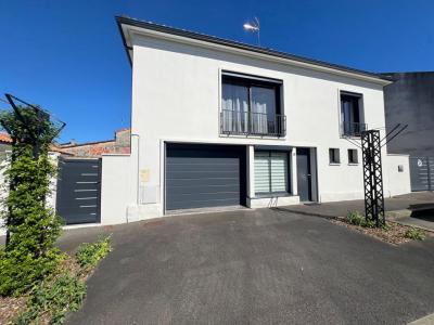 For sale Angouleme 7 rooms 132 m2 Charente (16000) photo 0