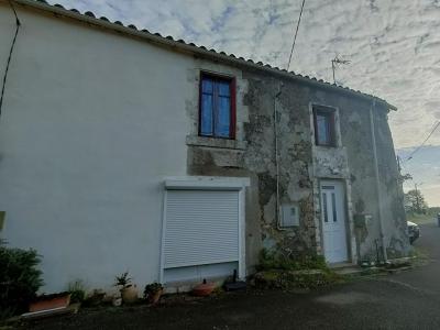 For sale Hermenault 5 rooms 74 m2 Vendee (85570) photo 0