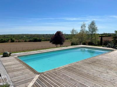 For sale Ruffec 5 rooms 169 m2 Charente (16700) photo 3
