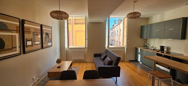 For rent Lyon-1er-arrondissement 2 rooms 79 m2 Rhone (69001) photo 0