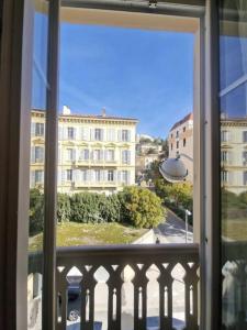 For sale Nice CARABACEL 5 rooms 144 m2 Alpes Maritimes (06000) photo 4
