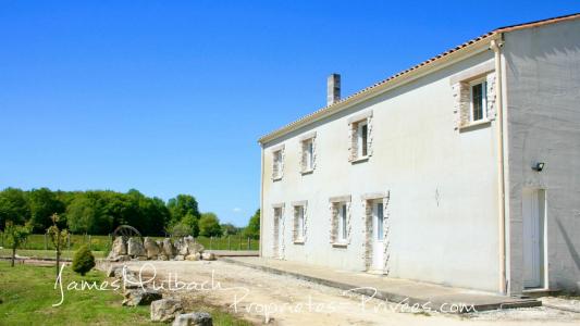 For sale Brizambourg 7 rooms 210 m2 Charente maritime (17770) photo 2