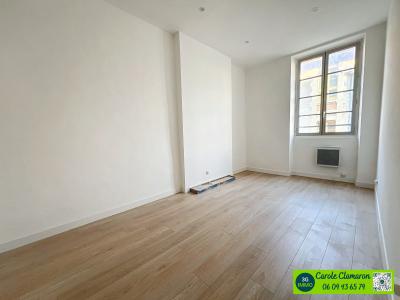 For rent Nimes 3 rooms 51 m2 Gard (30000) photo 2