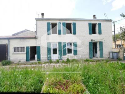 For sale Aigrefeuille-d'aunis 4 rooms 107 m2 Charente maritime (17290) photo 0