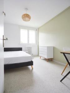 For sale Lille 4 rooms 68 m2 Nord (59000) photo 4