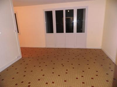 For rent Bourges 3 rooms 75 m2 Cher (18000) photo 1