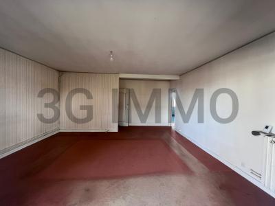 For sale Bayonne 4 rooms 84 m2 Pyrenees atlantiques (64100) photo 1