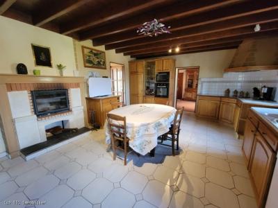 For sale Ruffec 6 rooms 235 m2 Charente (16700) photo 3