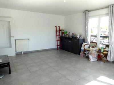 For sale Gisors 3 rooms 74 m2 Eure (27140) photo 2