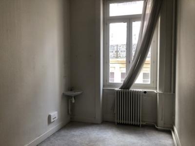Louer Appartement Saint-etienne 526 euros