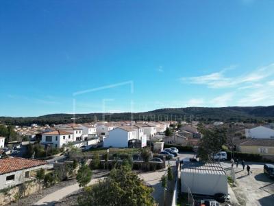 For sale Gigean 4 rooms 82 m2 Herault (34770) photo 3