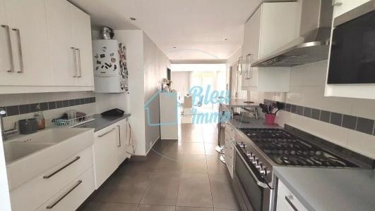 For sale Montpellier 5 rooms 102 m2 Herault (34000) photo 3