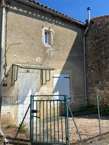 For sale Poursac 3 rooms 80 m2 Charente (16700) photo 0