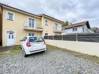 For sale Jardin 4 rooms 97 m2 Isere (38200) photo 2
