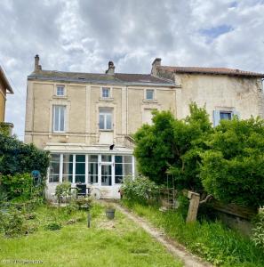 For sale Ruffec 6 rooms 171 m2 Charente (16700) photo 1