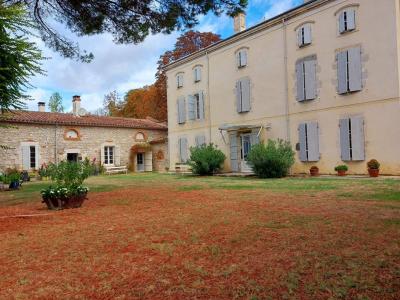 For sale Agen 17 rooms 780 m2 Lot et garonne (47000) photo 3