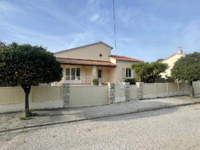 For sale Hyeres HYERES 8 rooms 208 m2 Var (83400) photo 4