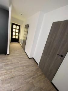 For sale Reims 4 rooms 125 m2 Marne (51100) photo 2