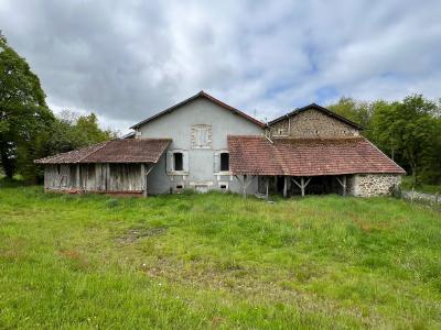 For sale Cherves-chatelars 4 rooms 90 m2 Charente (16310) photo 2