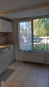 For rent Roche 2 rooms 63 m2 Isere (38090) photo 1