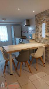 For rent Roche 2 rooms 63 m2 Isere (38090) photo 2