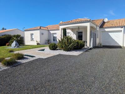 For sale Bretignolles-sur-mer 5 rooms 123 m2 Vendee (85470) photo 0