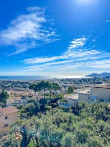 For sale Cannet 5 rooms 157 m2 Alpes Maritimes (06110) photo 2
