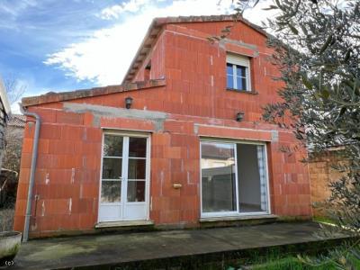 For sale Ruffec 4 rooms 100 m2 Charente (16700) photo 4