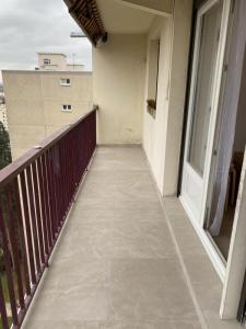For rent Bron 6 rooms 90 m2 Rhone (69500) photo 3