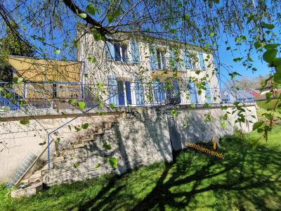 For sale Aurillac 7 rooms 165 m2 Cantal (15000) photo 0