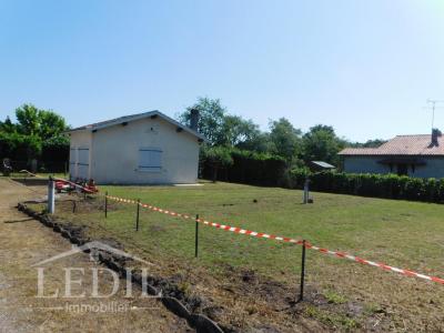 For sale Saint-symphorien 1 room 500 m2 Gironde (33113) photo 0