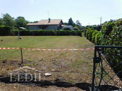 For sale Saint-symphorien 1 room 500 m2 Gironde (33113) photo 1