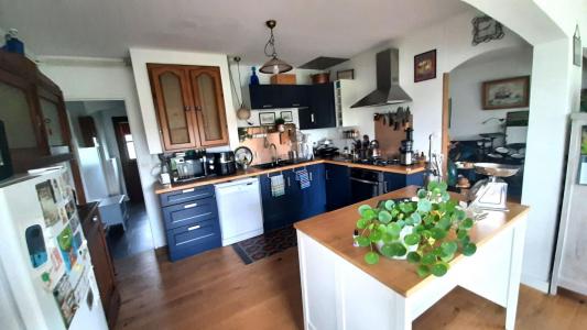 For sale Poitiers 7 rooms 138 m2 Vienne (86000) photo 3